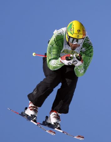 errol_kerr_jamaica_ski_team.jpg (large)